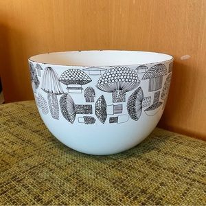 Vintage Finel of Finland (Arabia)  Mushroom Bowl Enameled 8.25”x5.5”